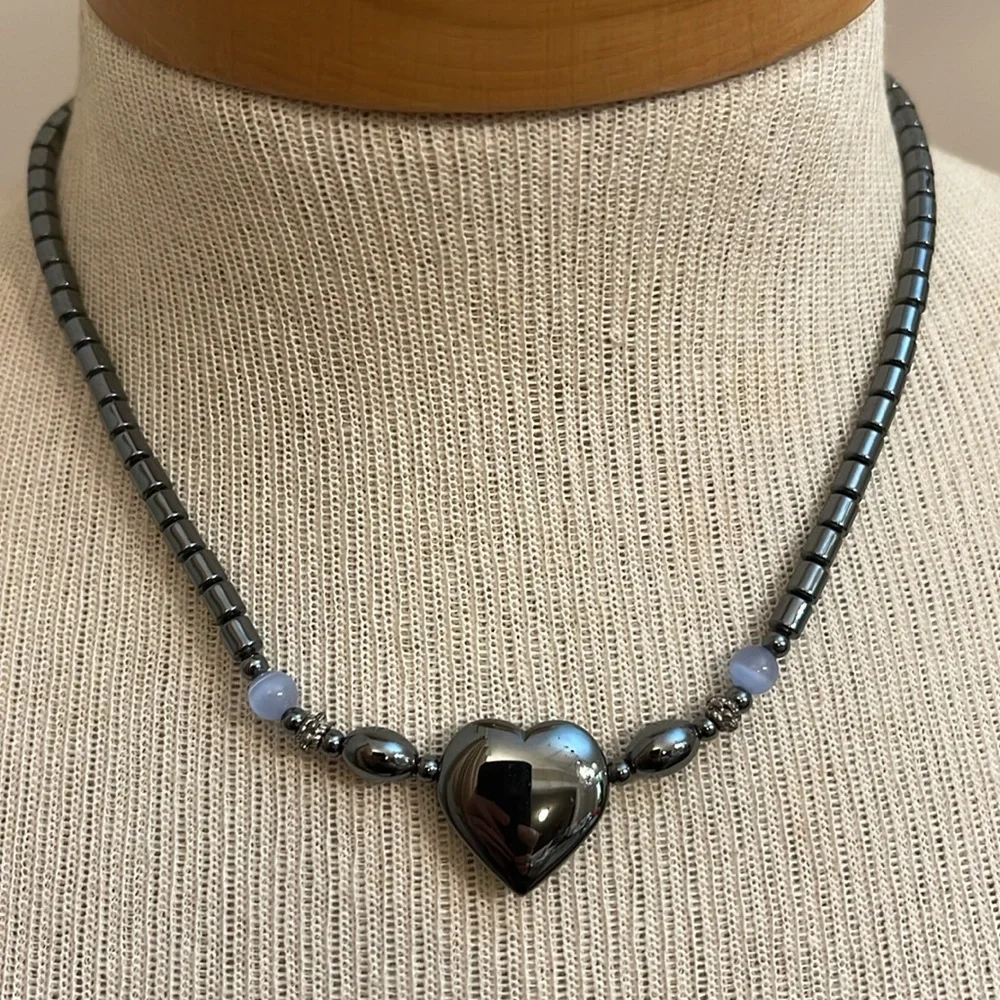 Vintage Hematite Beautiful Heart Accent Beaded Pendant Necklace with Bracelet